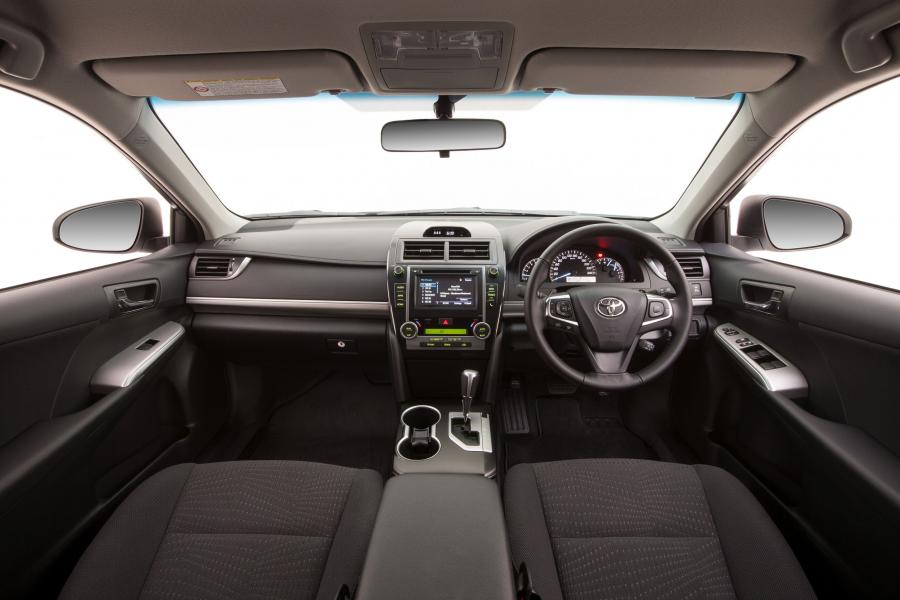  Toyota Camry Atara S 2015 года  (фото 3 из 4)